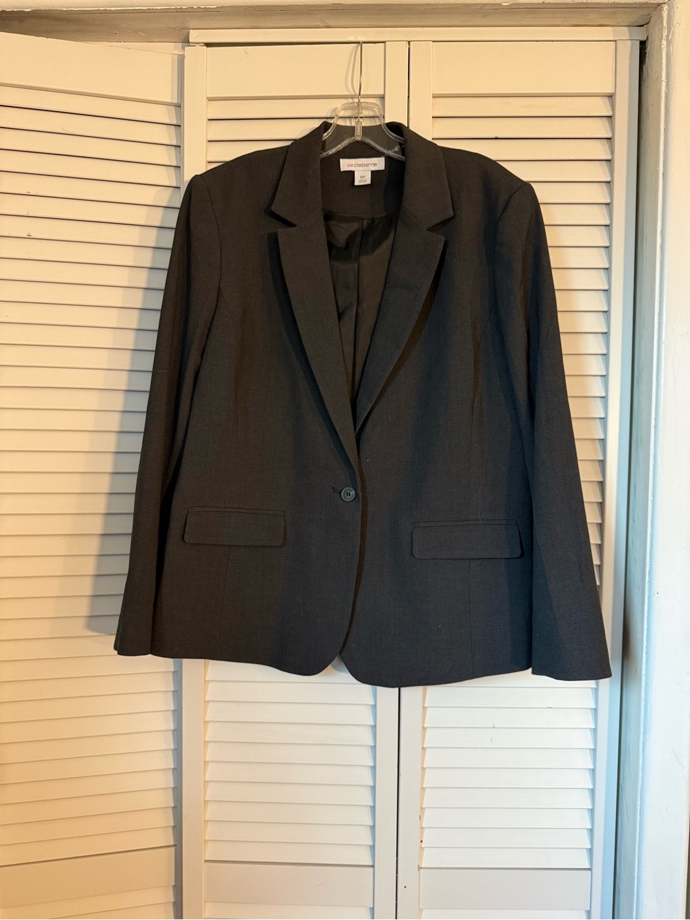 Liz Claiborne Charcoal Gray One Button Blazer Suit Jacket Career Petite 16 NWOT